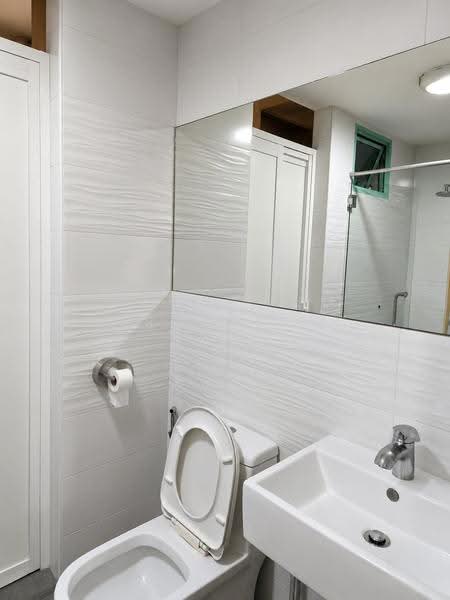 Hazel Park Condo, 15 Hazel Park Condo, Dairy Farm / Bukit Panjang / Choa Chu Kang, 3 Bedrooms, 1,324 sqft, Condominium For Sale, by Roland Wong, 500275781 - Bathroom - PropertyGuru.com.sg