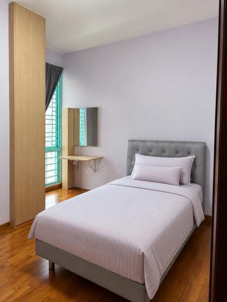 Hazel Park Condo, 15 Hazel Park Condo, Dairy Farm / Bukit Panjang / Choa Chu Kang, 3 Bedrooms, 1,324 sqft, Condominium For Sale, by Roland Wong, 500275781 - Bedroom - PropertyGuru.com.sg