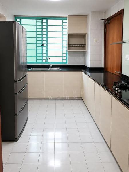 Hazel Park Condo, 15 Hazel Park Condo, Dairy Farm / Bukit Panjang / Choa Chu Kang, 3 Bedrooms, 1,324 sqft, Condominium For Sale, by Roland Wong, 500275781 - Kitchen - PropertyGuru.com.sg