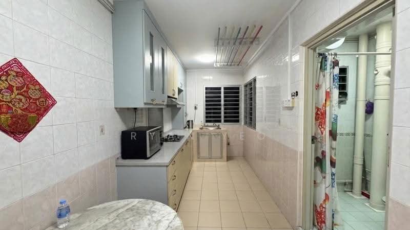 131B Kim Tian Road, 131B Kim Tian Road, Alexandra / Commonwealth, 3 Bedrooms, 979 sqft, HDB Flat For Sale, by Ryan Yeo, 500275782 - Kitchen - PropertyGuru.com.sg