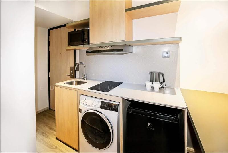 STUDENTS ONLY - Coliwoo Balestier 320, Balestier / Toa Payoh, Studio, 220 sqft, Apartment For Rent, by Eddie Tork 戴先生, 500275783 - Kitchen - PropertyGuru.com.sg
