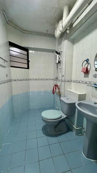 520 Woodlands Drive 14, 520 Woodlands Drive 14, Admiralty / Woodlands, 3 Bedrooms, 1,119 sqft, HDB Flat For Sale, by Jeremy Chia Nam Yau, 500275787 - Bathroom - PropertyGuru.com.sg