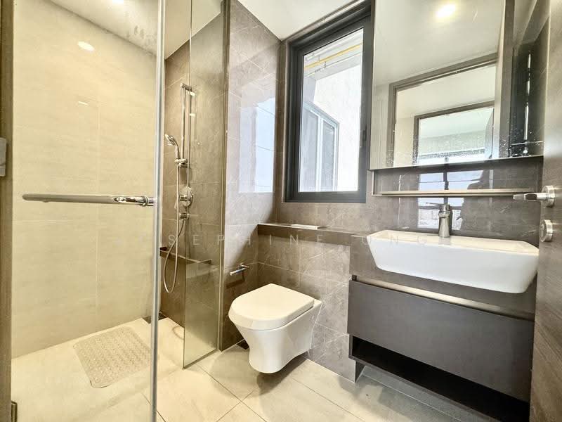 The Florence Residences, 97 Hougang Avenue 2, Hougang / Punggol / Sengkang, 3 Bedrooms, 936 sqft, Condominium For Rent, by Josephine Ong, 500275796 - Bathroom - PropertyGuru.com.sg