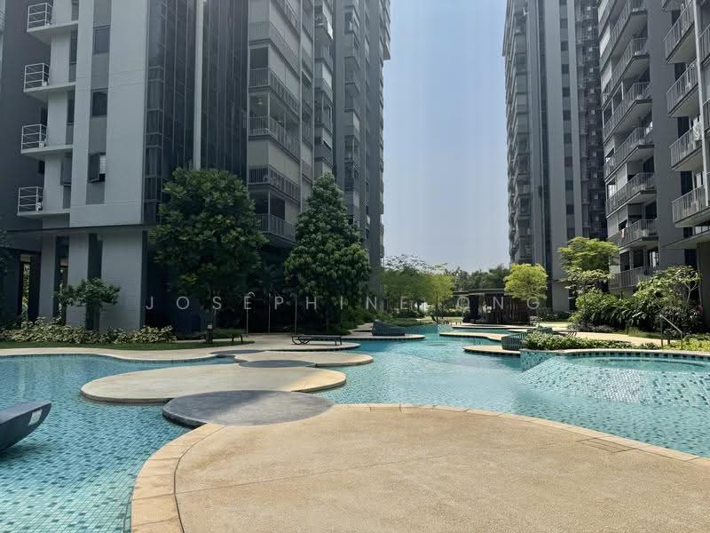 The Florence Residences, 97 Hougang Avenue 2, Hougang / Punggol / Sengkang, 3 Bedrooms, 936 sqft, Condominium For Rent, by Josephine Ong, 500275796 - Swimmingly pool - PropertyGuru.com.sg