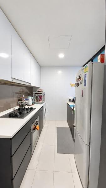 Esparina Residences, 113 Compassvale Bow, Hougang / Punggol / Sengkang, 2 Bedrooms, 829 sqft, Condominium For Sale, by Liew Wenzheng, 500275802 - PropertyGuru.com.sg