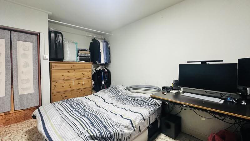 116 Lorong 2 Toa Payoh, 116 Lorong 2 Toa Payoh, Balestier / Toa Payoh, 3 Bedrooms, 678 sqft, HDB Flat For Sale, by Tilia Chin, 500275805 - Bedroom - PropertyGuru.com.sg