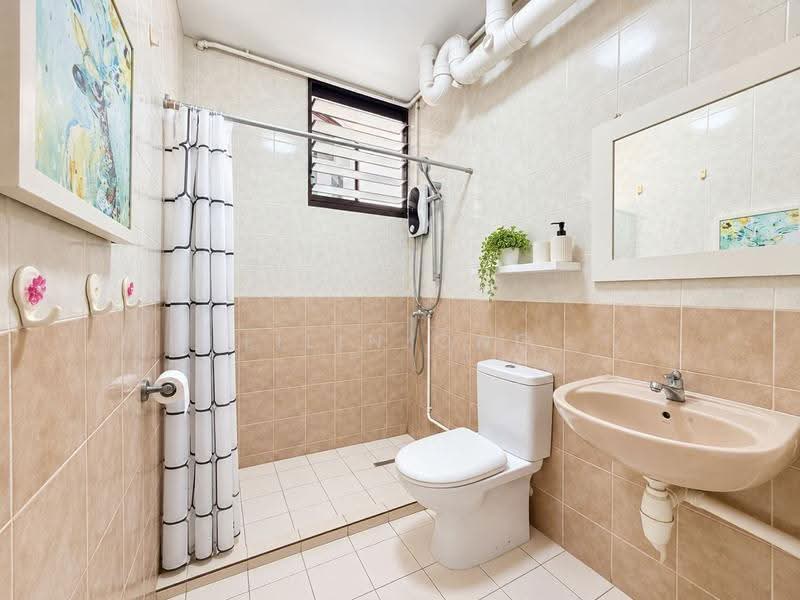 660 Choa Chu Kang Crescent, 660 Choa Chu Kang Crescent, Dairy Farm / Bukit Panjang / Choa Chu Kang, 3 Bedrooms, 1,076 sqft, HDB Flat For Sale, by Lilin Ong, 500275813 - Bathroom - PropertyGuru.com.sg