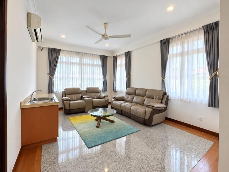 Spacious Detached Home | 5,933 sqft Land | Move-In Ready, Almond Avenue, Dairy Farm / Bukit Panjang / Choa Chu Kang, 5 Bedrooms, 5,933 sqft, Semi-Detached House For Sale, by Ernest Tan, 500275814 - Living Room - PropertyGuru.com.sg