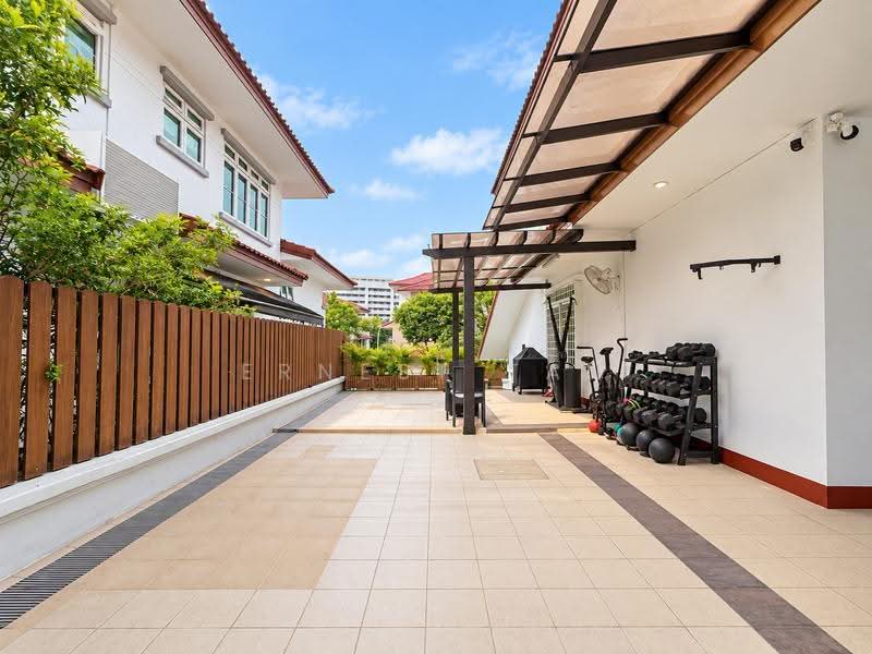 Spacious Detached Home | 5,933 sqft Land | Move-In Ready, Almond Avenue, Dairy Farm / Bukit Panjang / Choa Chu Kang, 5 Bedrooms, 5,933 sqft, Semi-Detached House For Sale, by Ernest Tan, 500275814 - Exterior - PropertyGuru.com.sg