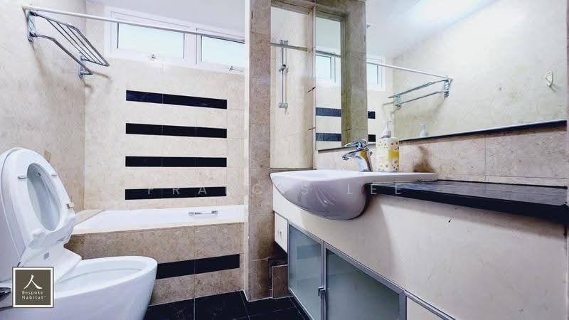 The Warren, 53 Choa Chu Kang Loop, Dairy Farm / Bukit Panjang / Choa Chu Kang, Room Rental, 160 sqft, Condominium For Rent, by Francis Lee, 500275815 - Bathroom - PropertyGuru.com.sg