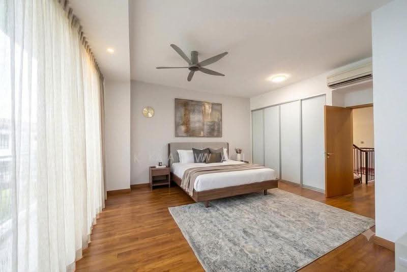 Luxus Hills | The Estate, Luxus Hill Drive, Seletar / Yio Chu Kang, 5 Bedrooms, 3,850 sqft, Terraced House For Sale, by Ka Wai, 500275817 - Bedroom - PropertyGuru.com.sg