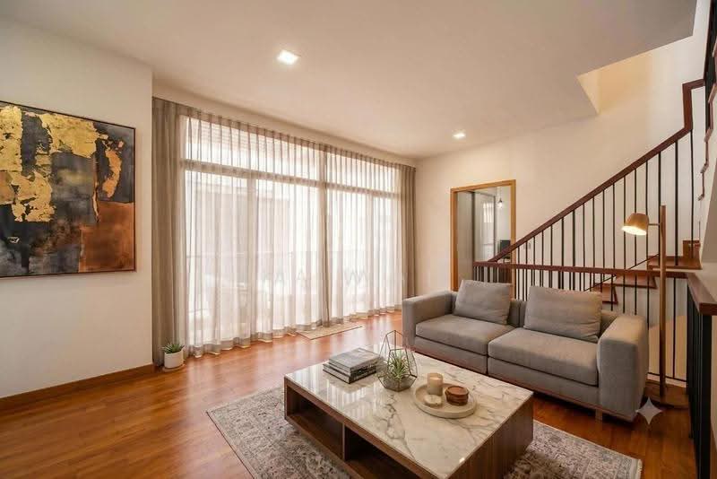 Luxus Hills | The Estate, Luxus Hill Drive, Seletar / Yio Chu Kang, 5 Bedrooms, 3,850 sqft, Terraced House For Sale, by Ka Wai, 500275817 - Living Room - PropertyGuru.com.sg