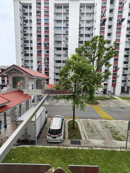 247 Hougang Avenue 3, 247 Hougang Avenue 3, Hougang / Punggol / Sengkang, 2 Bedrooms, 721 sqft, HDB Flat For Sale, by Evelyn Yew, 500275818 - Exterior - PropertyGuru.com.sg