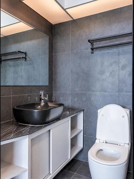 50 Commonwealth Drive, 50 Commonwealth Drive, Alexandra / Commonwealth, 2 Bedrooms, 678 sqft, HDB Flat For Sale, by Teddy Juay, 500275824 - Bathroom - PropertyGuru.com.sg