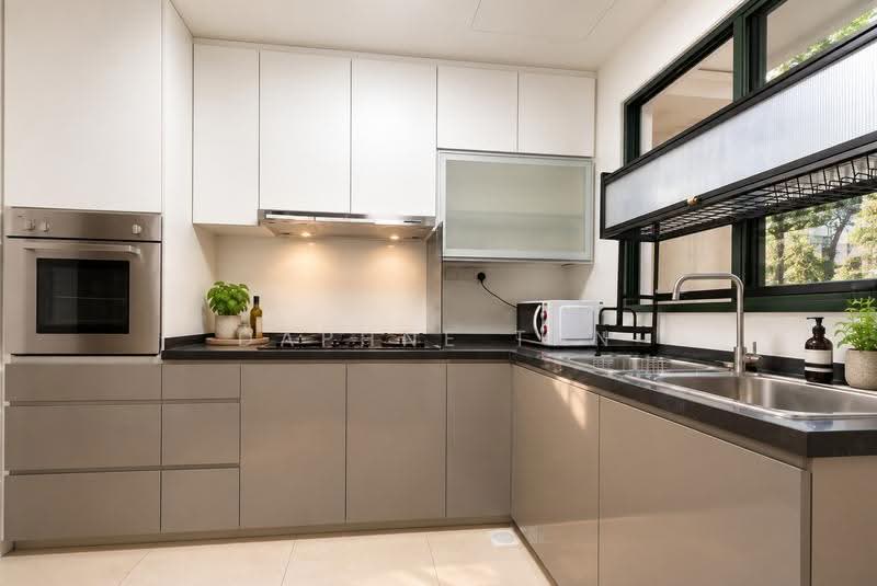 The Aberdeen, 2 Jalan Taman, Balestier / Toa Payoh, 3 Bedrooms, 1,302 sqft, Condominium For Rent, by Daphne Tan, 500275849 - Kitchen - PropertyGuru.com.sg