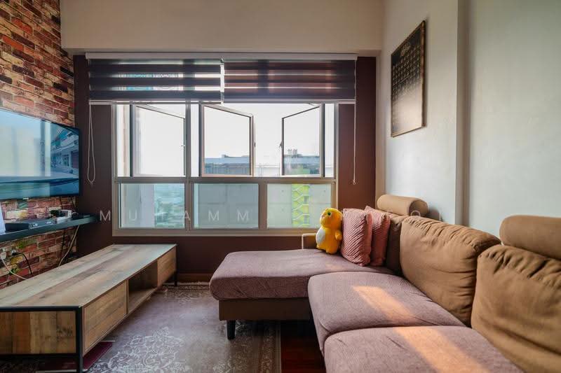 780B Woodlands Crescent, 780B Woodlands Crescent, Admiralty / Woodlands, 1 Bedroom, 505 sqft, HDB Flat For Sale, by Muhammad Rifqi, 500275859 - Living Room - PropertyGuru.com.sg