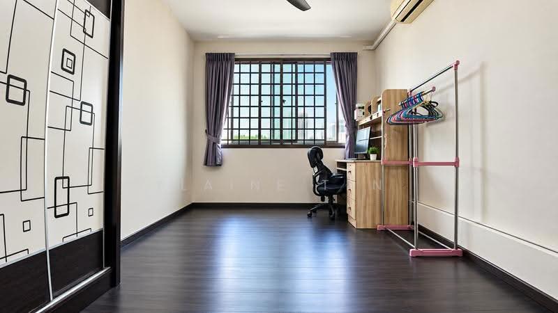 824 Jurong West Street 81, 824 Jurong West Street 81, Boon Lay / Jurong / Tuas, 4 Bedrooms, 1,302 sqft, HDB Flat For Sale, by Elaine Tan, 500275862 - Common Room 1 - PropertyGuru.com.sg