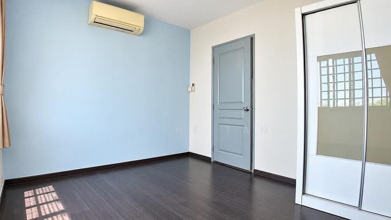 824 Jurong West Street 81, 824 Jurong West Street 81, Boon Lay / Jurong / Tuas, 4 Bedrooms, 1,302 sqft, HDB Flat For Sale, by Elaine Tan, 500275862 - Common Room 2 - PropertyGuru.com.sg
