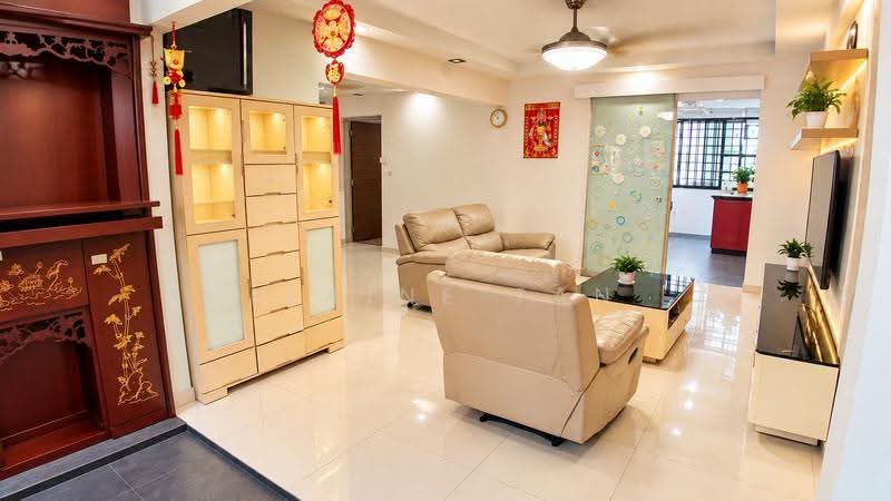 824 Jurong West Street 81, 824 Jurong West Street 81, Boon Lay / Jurong / Tuas, 4 Bedrooms, 1,302 sqft, HDB Flat For Sale, by Elaine Tan, 500275862 - Living Room - PropertyGuru.com.sg