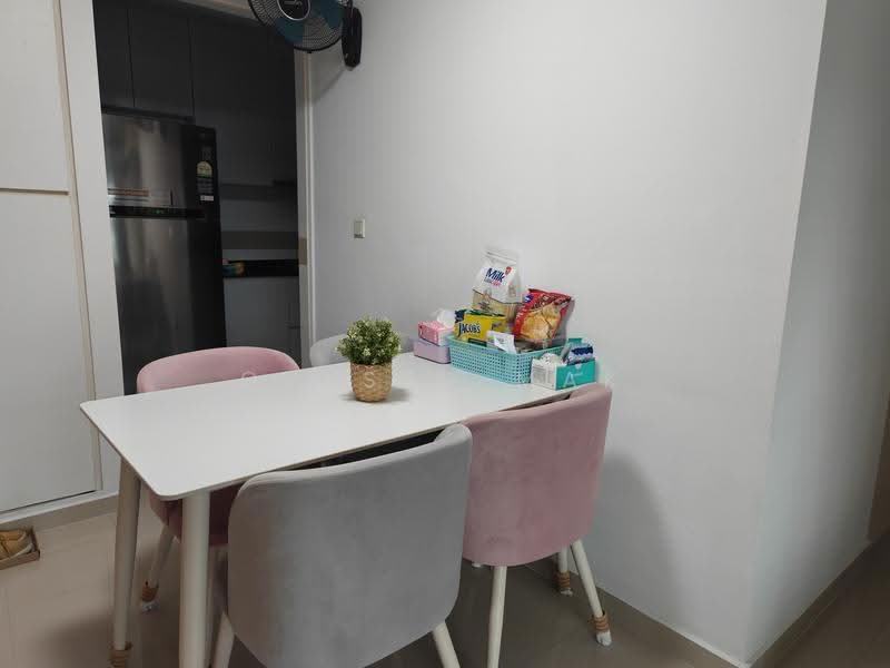 431D Yishun Avenue 1, 431D Yishun Avenue 1, Sembawang / Yishun, 3 Bedrooms, 990 sqft, HDB Flat For Sale, by Gressa Mak, 500275863 - Dining Room - PropertyGuru.com.sg