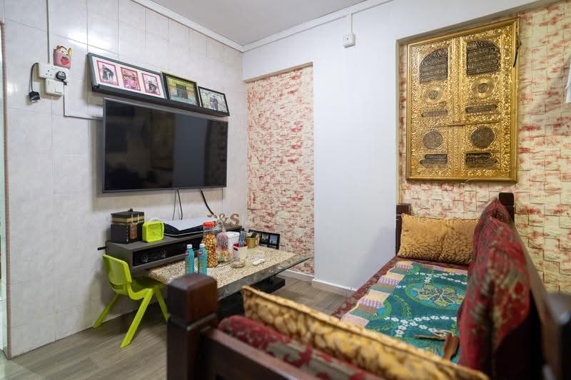 44 Bendemeer Road, 44 Bendemeer Road, Balestier / Toa Payoh, 2 Bedrooms, 678 sqft, HDB Flat For Sale, by Muhammad Rifqi, 500275871 - Living Room - PropertyGuru.com.sg