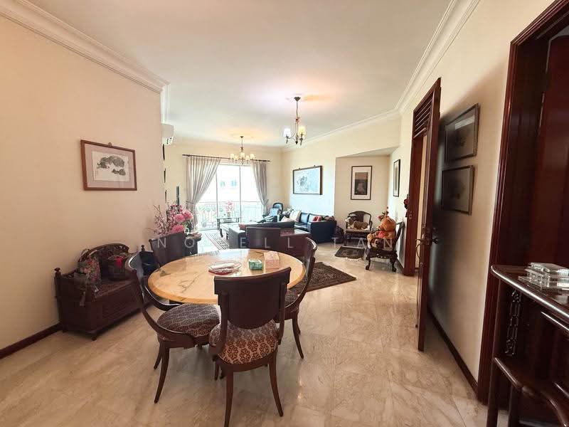 Costa Rhu, 1 Rhu Cross, East Coast / Marine Parade, 2 Bedrooms, 1,399 sqft, Condominium For Sale, by Novell Tan, 500275876 - Dining Room - PropertyGuru.com.sg