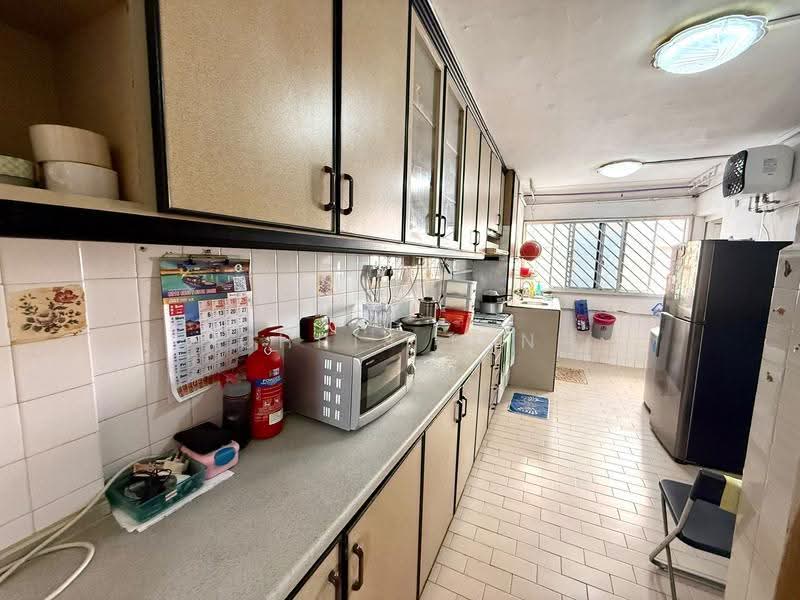 204 Serangoon Central, 204 Serangoon Central, Hougang / Punggol / Sengkang, 2 Bedrooms, 689 sqft, HDB Flat For Rent, by Chris Tan, 500275879 - Kitchen - PropertyGuru.com.sg