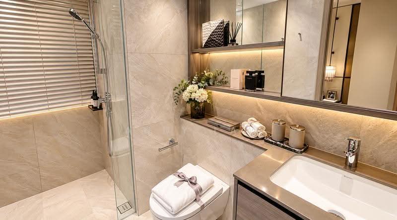 Lucerne Grand, Lakeside Drive, Boon Lay / Jurong / Tuas, 5 Bedrooms, 1,345 sqft, Condominium For Sale, by Andy Law, 500275882 - Bathroom - PropertyGuru.com.sg