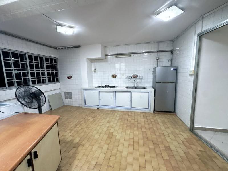352 Hougang Avenue 7, 352 Hougang Avenue 7, Hougang / Punggol / Sengkang, 3 Bedrooms, 1,098 sqft, HDB Flat For Rent, by Donny Ong, 500275886 - Kitchen - PropertyGuru.com.sg