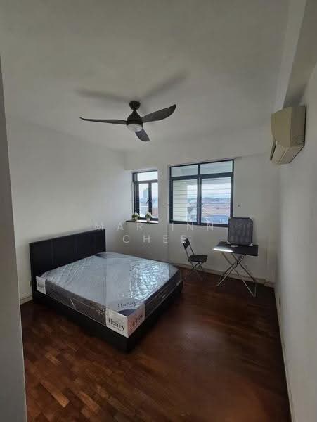 Fernwood Towers, 22 Fernwood Terrace, East Coast / Marine Parade, 1 Bedroom, 180 sqft, Condominium For Rent, by Mar Inn Chee, 500275914 - Bedroom - PropertyGuru.com.sg
