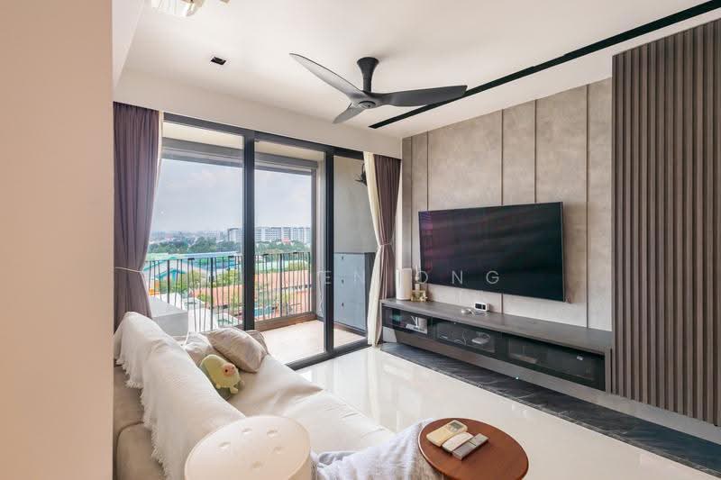 Hundred Palms Residences, 270 Yio Chu Kang Road, Hougang / Punggol / Sengkang, 3 Bedrooms, 883 sqft, Condominium For Sale, by Vevien Ong, 500275916 - Living Room - PropertyGuru.com.sg