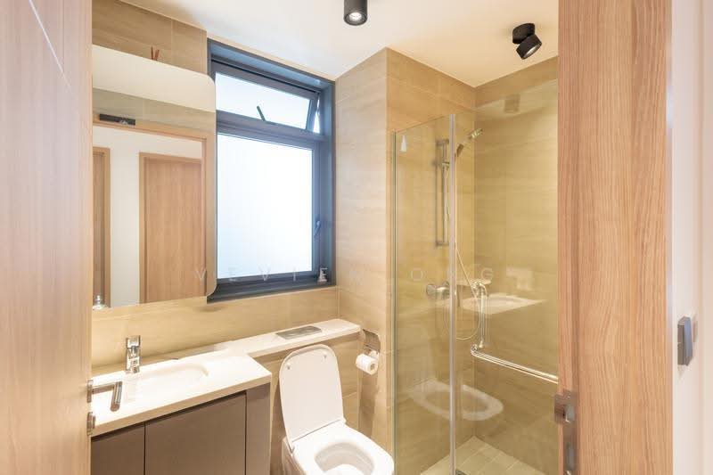 Hundred Palms Residences, 270 Yio Chu Kang Road, Hougang / Punggol / Sengkang, 3 Bedrooms, 883 sqft, Condominium For Sale, by Vevien Ong, 500275916 - Bathroom - PropertyGuru.com.sg