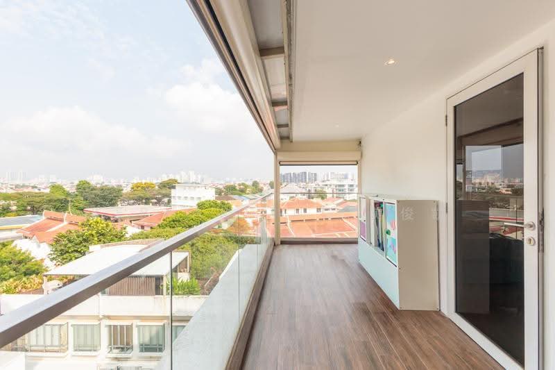 Hilbre28, 68 Hillside Drive, Hougang / Punggol / Sengkang, 3 Bedrooms, 1,410 sqft, Apartment For Sale, by Bernard Ng 黄俊凯, 500275918 - Balcony - PropertyGuru.com.sg