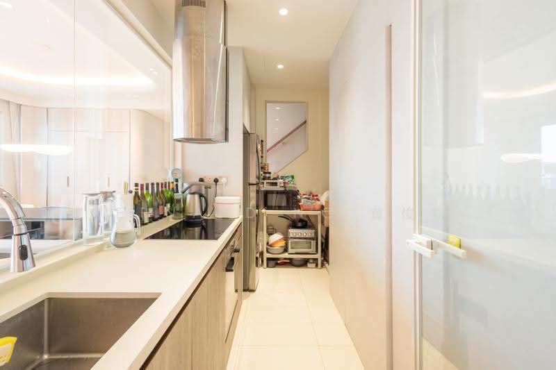 Hilbre28, 68 Hillside Drive, Hougang / Punggol / Sengkang, 3 Bedrooms, 1,410 sqft, Apartment For Sale, by Bernard Ng 黄俊凯, 500275918 - Kitchen - PropertyGuru.com.sg