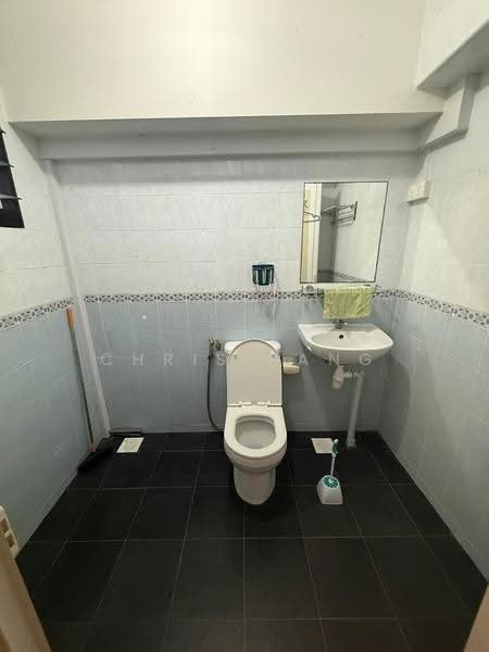 501C Wellington Circle, 501C Wellington Circle, Sembawang / Yishun, Room Rental, 230 sqft, HDB Flat For Rent, by Chris Pang, 500275923 - Bathroom - PropertyGuru.com.sg