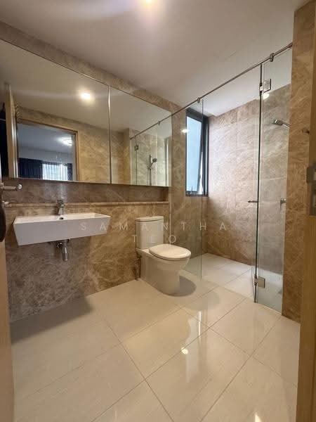 Boathouse Residences, 33 Upper Serangoon View, Hougang / Punggol / Sengkang, 3 Bedrooms, 1,055 sqft, Condominium For Sale, by Samantha Teo, 500275926 - Bathroom - PropertyGuru.com.sg