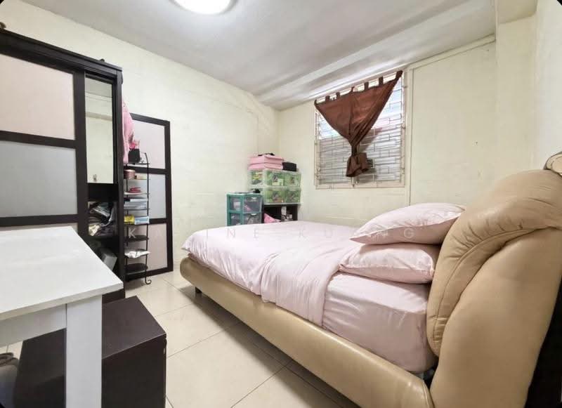 18 Eunos Crescent, 18 Eunos Crescent, Eunos / Geylang / Paya Lebar, 2 Bedrooms, 635 sqft, HDB Flat For Sale, by Karine Kuang, 500275932 - Bedroom - PropertyGuru.com.sg