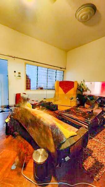 Freehold Intermediate Terrace @ Watten Drive, Tanglin / Holland / Bukit Timah, 3 Bedrooms, 2,190 sqft, Terraced House For Sale, by Homer, 500275950 - Living Room - PropertyGuru.com.sg