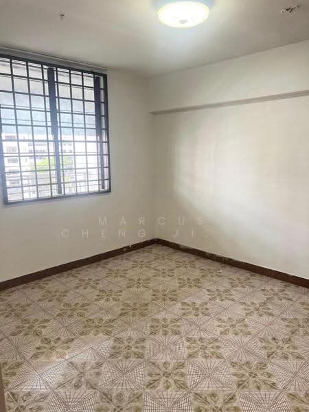 110 Lorong 1 Toa Payoh, 110 Lorong 1 Toa Payoh, Balestier / Toa Payoh, 2 Bedrooms, 700 sqft, HDB Flat For Sale, by Marcus Cheng Jia Jun, 500275956 - Interior - PropertyGuru.com.sg