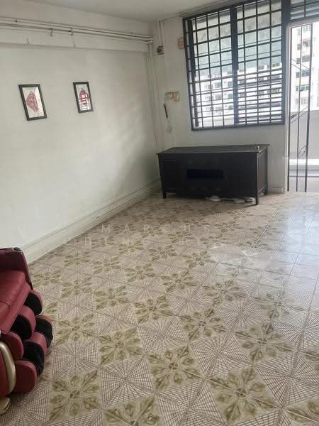 110 Lorong 1 Toa Payoh, 110 Lorong 1 Toa Payoh, Balestier / Toa Payoh, 2 Bedrooms, 700 sqft, HDB Flat For Sale, by Marcus Cheng Jia Jun, 500275956 - Living Room - PropertyGuru.com.sg