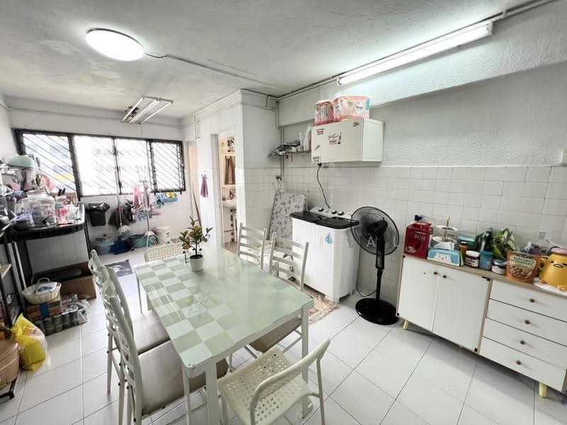 412 Pandan Gardens, 412 Pandan Gardens, Boon Lay / Jurong / Tuas, 2 Bedrooms, 775 sqft, HDB Flat For Sale, by Sani Faisal, 500275957 - Dining Area - PropertyGuru.com.sg
