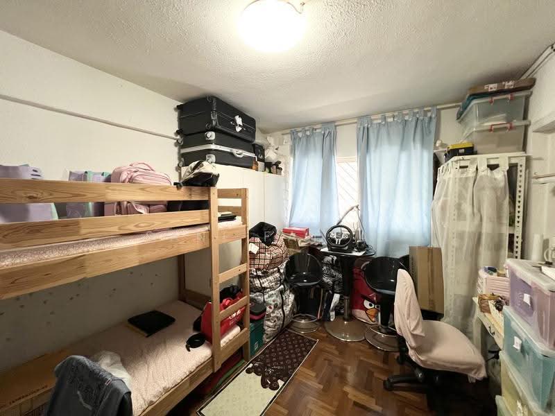 412 Pandan Gardens, 412 Pandan Gardens, Boon Lay / Jurong / Tuas, 2 Bedrooms, 775 sqft, HDB Flat For Sale, by Sani Faisal, 500275957 - Bedroom - PropertyGuru.com.sg