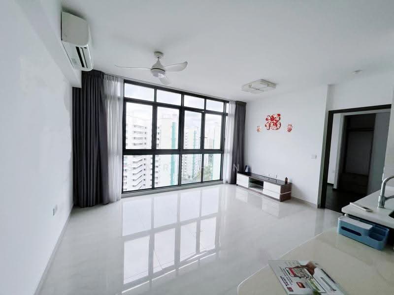 Symphony Suites, 1 Yishun Close, Sembawang / Yishun, 2 Bedrooms, 689 sqft, Condominium For Sale, by Sarah Ni, 500275976 - Living Room - PropertyGuru.com.sg