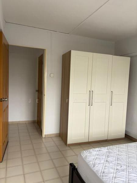 232 Tampines Street 21, 232 Tampines Street 21, Pasir Ris / Tampines, Room Rental, 200 sqft, HDB Flat For Rent, by Jeff Foong, 500275977 - Bedroom - PropertyGuru.com.sg