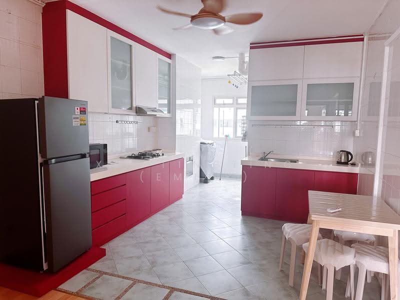 112 Pasir Ris Street 11, 112 Pasir Ris Street 11, Pasir Ris / Tampines, Room Rental, 150 sqft, HDB Flat For Rent, by Xie TingTing (Emily), 500275979 - Kitchen - PropertyGuru.com.sg