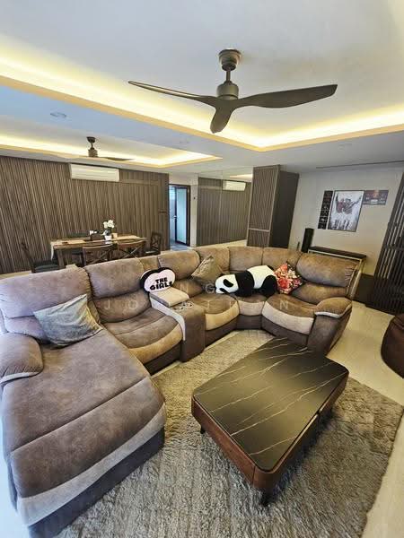 390 Bukit Batok West Avenue 5, 390 Bukit Batok West Avenue 5, Dairy Farm / Bukit Panjang / Choa Chu Kang, 3 Bedrooms, 1,270 sqft, HDB Flat For Rent, by Ng Jonathan, 500276009 - Living Room - PropertyGuru.com.sg