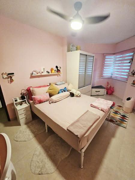 390 Bukit Batok West Avenue 5, 390 Bukit Batok West Avenue 5, Dairy Farm / Bukit Panjang / Choa Chu Kang, 3 Bedrooms, 1,270 sqft, HDB Flat For Rent, by Ng Jonathan, 500276009 - Bedroom - PropertyGuru.com.sg