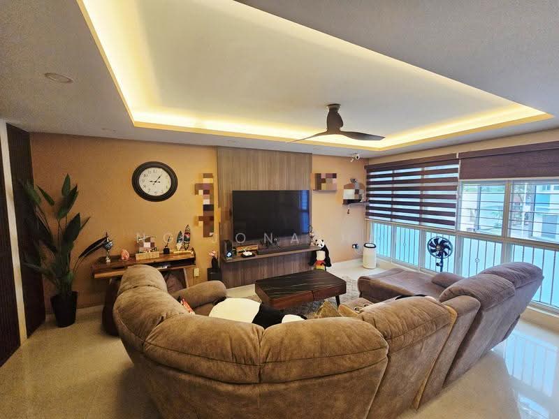 390 Bukit Batok West Avenue 5, 390 Bukit Batok West Avenue 5, Dairy Farm / Bukit Panjang / Choa Chu Kang, 3 Bedrooms, 1,270 sqft, HDB Flat For Rent, by Ng Jonathan, 500276009 - Living Room - PropertyGuru.com.sg