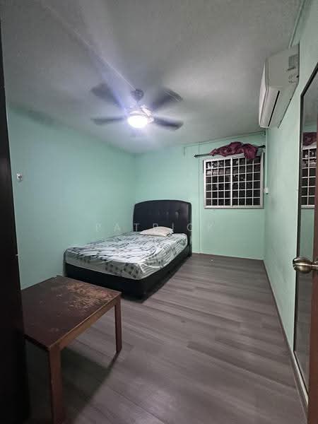 124 Bedok Reservoir Road, 124 Bedok Reservoir Road, Bedok / Upper East Coast, 3 Bedrooms, 904 sqft, HDB Flat For Sale, by Patrick Chiok, 500276015 - Bedroom - PropertyGuru.com.sg