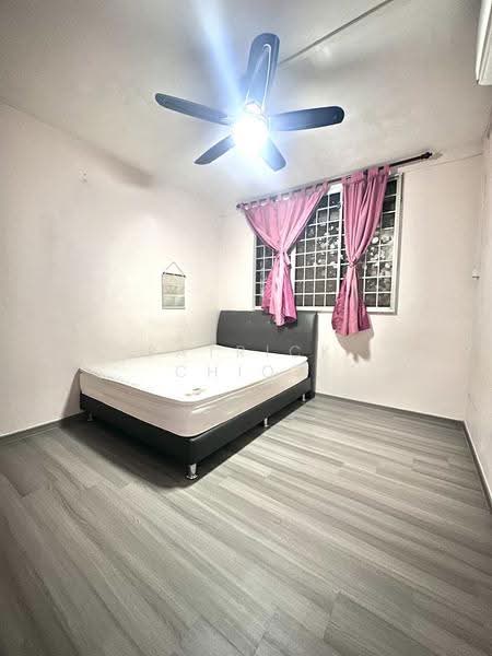 124 Bedok Reservoir Road, 124 Bedok Reservoir Road, Bedok / Upper East Coast, 3 Bedrooms, 904 sqft, HDB Flat For Sale, by Patrick Chiok, 500276015 - Bedroom - PropertyGuru.com.sg